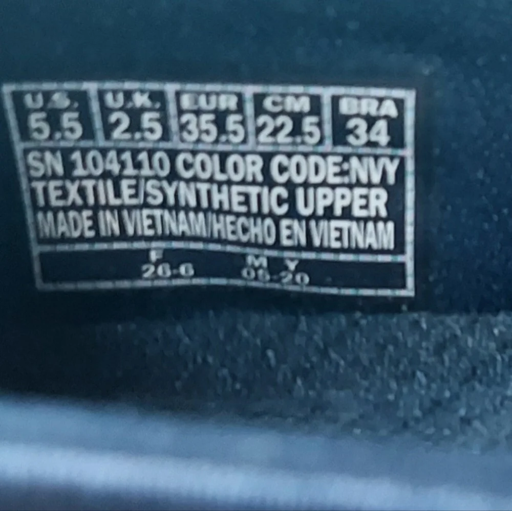 Skechers On The Go Navy Slip-On Memory Foam Women's Walking Shoe Size 5.5 NWT - Picture 7 of 10